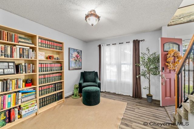 419 SIERRA DR, Cheyenne, WY 82009