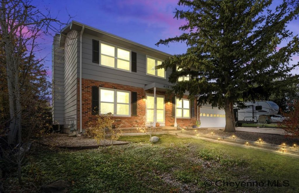 419 SIERRA DR, Cheyenne, WY 82009