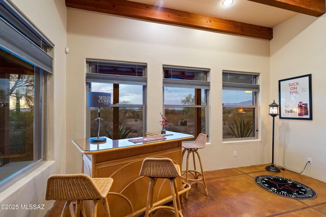 6300 N Abington Road, Tucson, AZ 85743