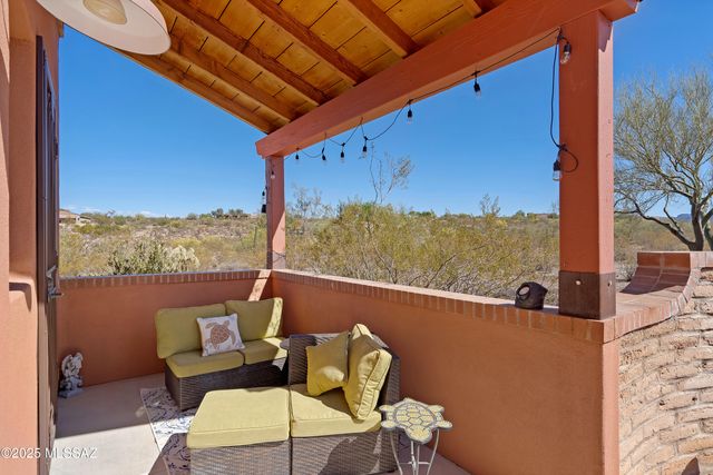 6300 N Abington Road, Tucson, AZ 85743