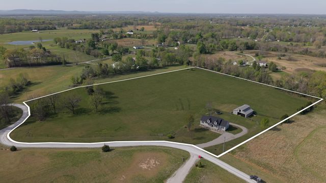 3001 Noble Court, Waco, KY 40385