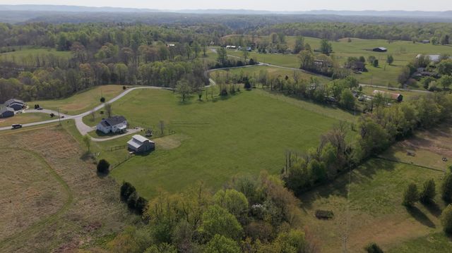 3001 Noble Court, Waco, KY 40385