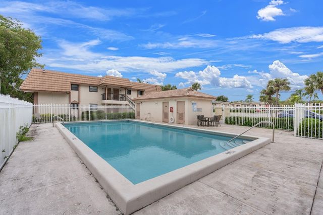 12264 N Royal Palm Boulevard A1, Coral Springs, FL 33065