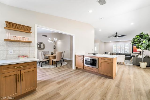 2908 Bernardo Lane, Las Vegas, NV 89102