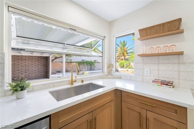 2908 Bernardo Lane, Las Vegas, NV 89102
