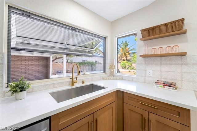 2908 Bernardo Lane, Las Vegas, NV 89102