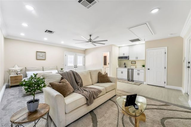 2908 Bernardo Lane, Las Vegas, NV 89102