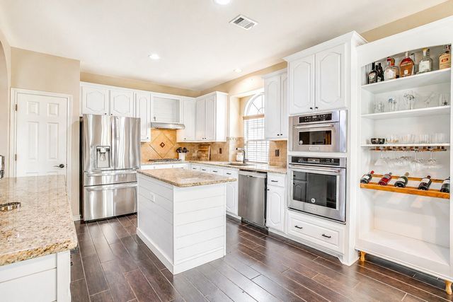 5364 Lake Chelen Drive, Fort Worth, TX 76137