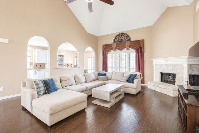 5364 Lake Chelen Drive, Fort Worth, TX 76137