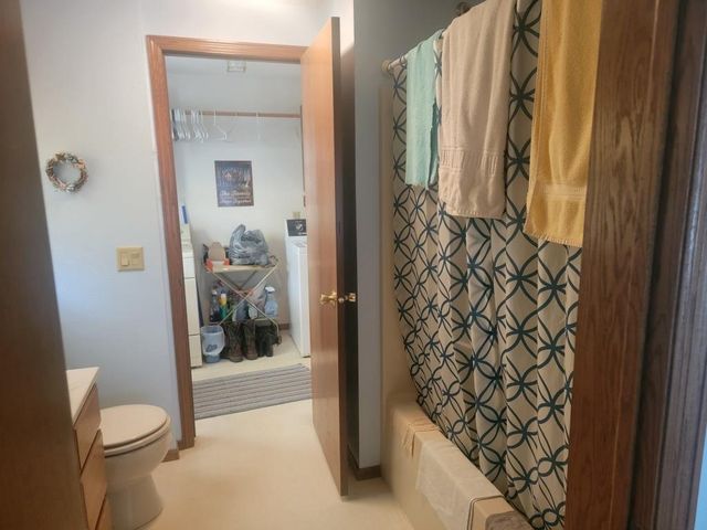 S5026 Greenfield Lane, Baraboo, WI 53913