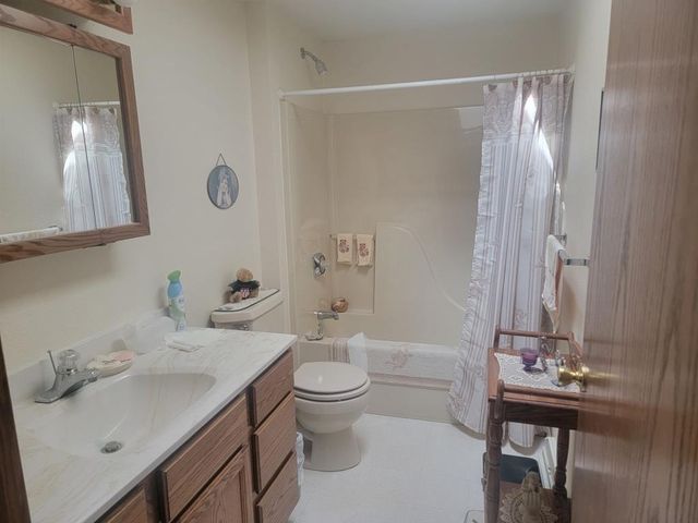 S5026 Greenfield Lane, Baraboo, WI 53913