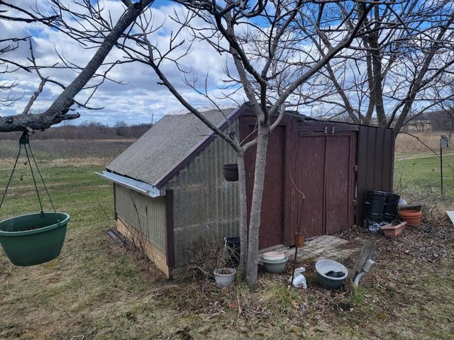 S5026 Greenfield Lane, Baraboo, WI 53913