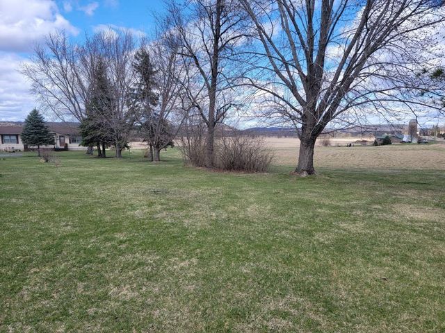 S5026 Greenfield Lane, Baraboo, WI 53913