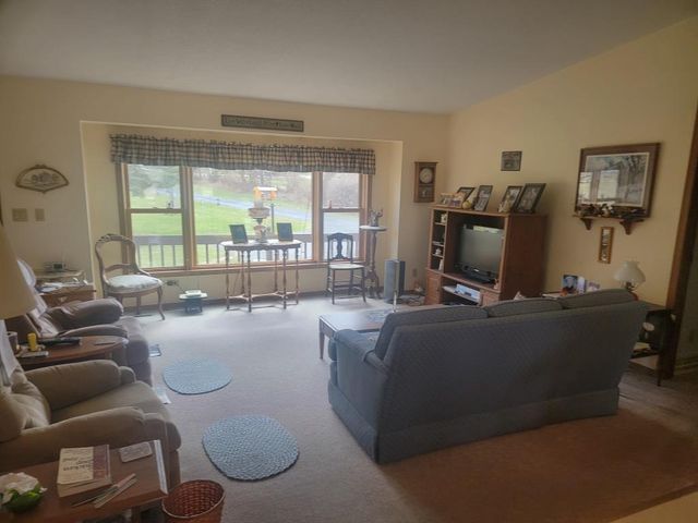 S5026 Greenfield Lane, Baraboo, WI 53913