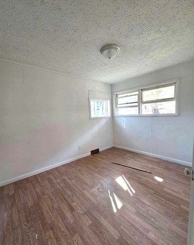 141 High Street, Drift, KY 41619