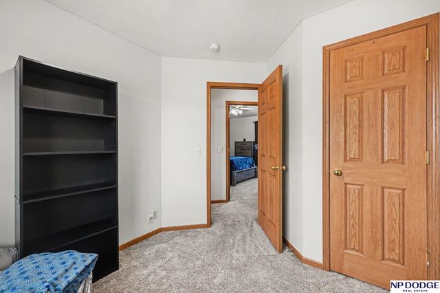 18907 R Street, Omaha, NE 68135