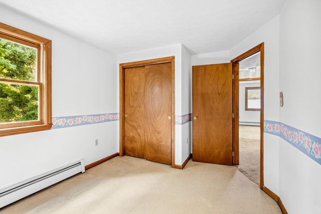 42 Taschereau Boulevard, Nashua, NH 03062