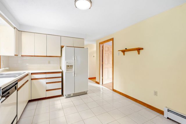 42 Taschereau Boulevard, Nashua, NH 03062