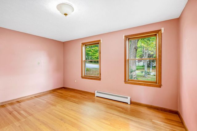 42 Taschereau Boulevard, Nashua, NH 03062