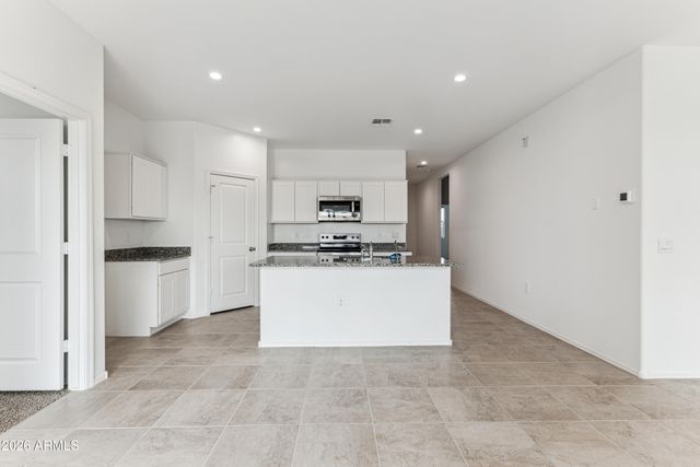 1539 E GLAZIER Drive E, Casa Grande, AZ 85122