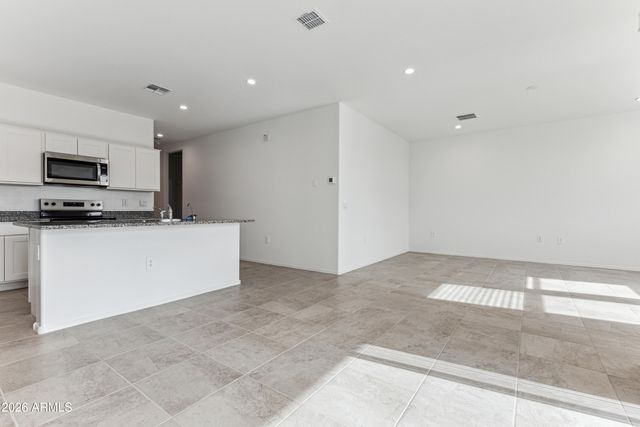 1539 E GLAZIER Drive E, Casa Grande, AZ 85122