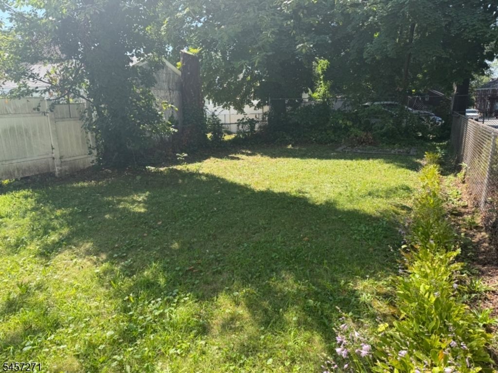 81 Chestnut Ave, Irvington Twp., NJ 07111 — photo 5