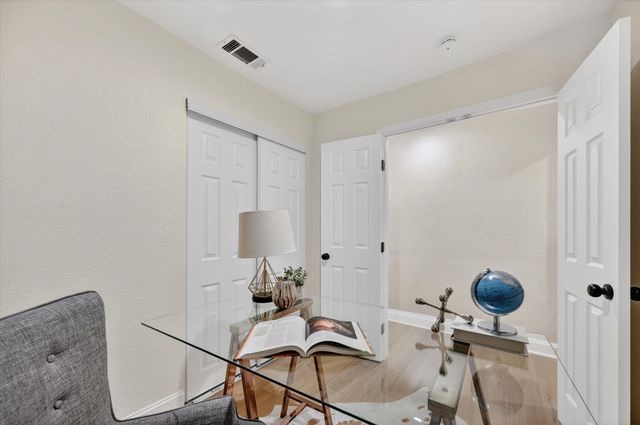 2832 Red Oak Drive, Grand Prairie, TX 75052