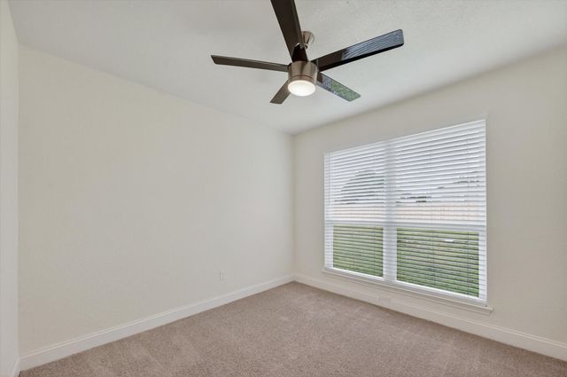 2832 Red Oak Drive, Grand Prairie, TX 75052