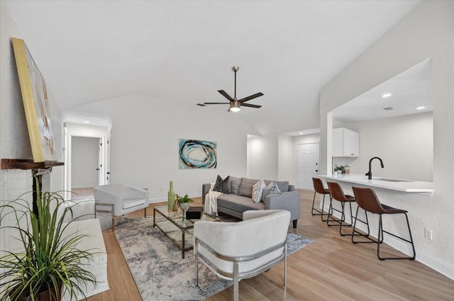 2832 Red Oak Drive, Grand Prairie, TX 75052