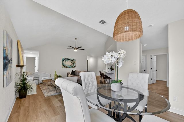 2832 Red Oak Drive, Grand Prairie, TX 75052