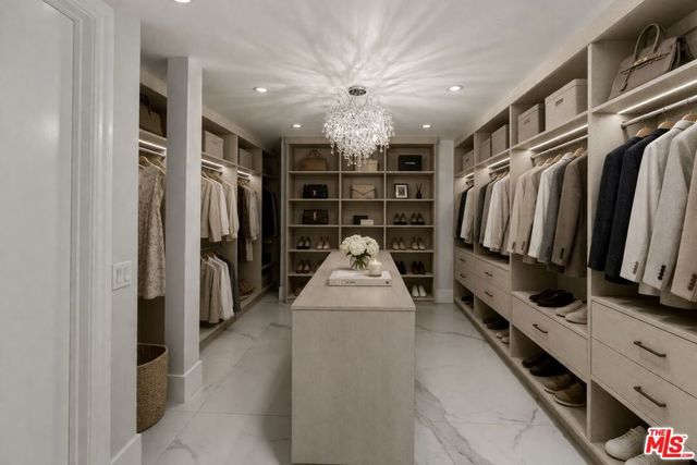 801 N Alta Drive, Beverly Hills, CA 90210