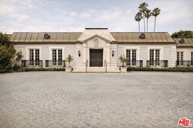 801 N Alta Drive, Beverly Hills, CA 90210