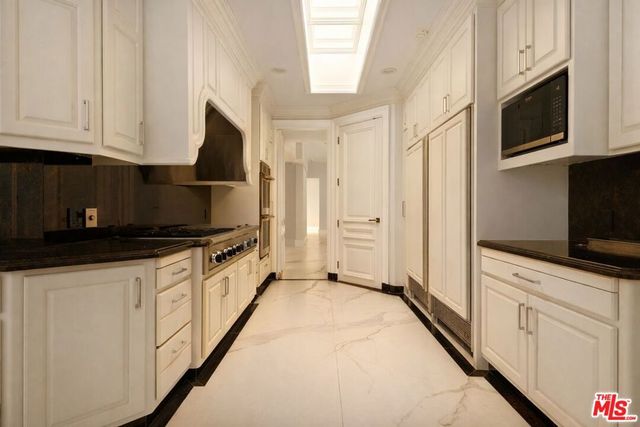 801 N Alta Drive, Beverly Hills, CA 90210