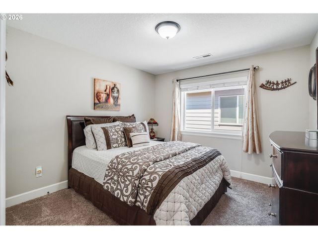 10703 Nw GLENMORE Way, Portland, OR 97229