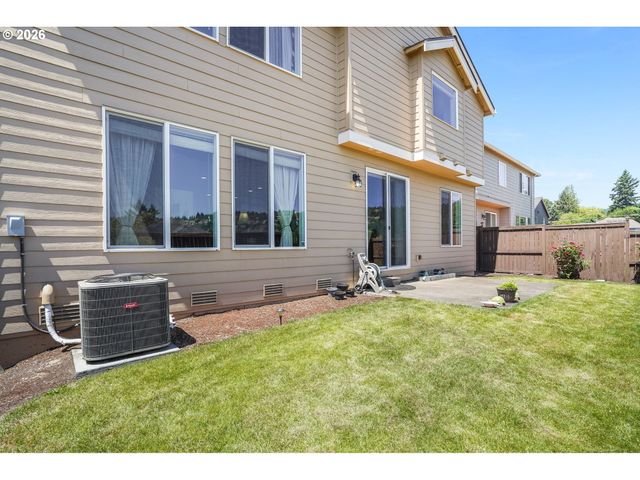 10703 Nw GLENMORE Way, Portland, OR 97229