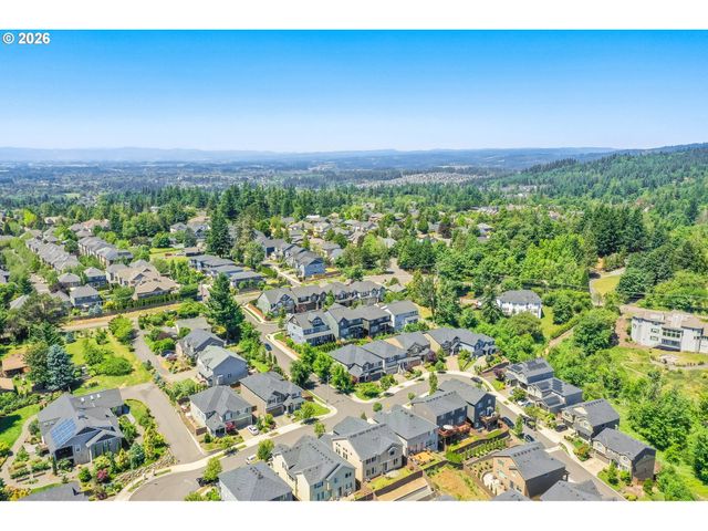 10703 Nw GLENMORE Way, Portland, OR 97229