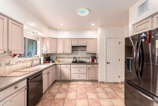 1655 W Placita Del Codillo, Sahuarita, AZ 85629