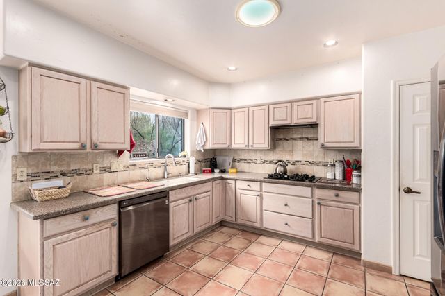 1655 W Placita Del Codillo, Sahuarita, AZ 85629