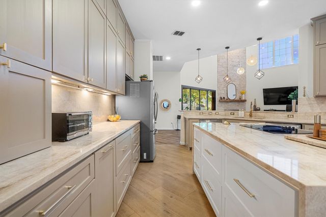 2325 Heather Ridge Drive, Flower Mound, TX 75028