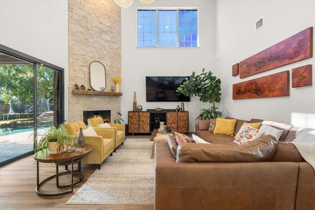 2325 Heather Ridge Drive, Flower Mound, TX 75028