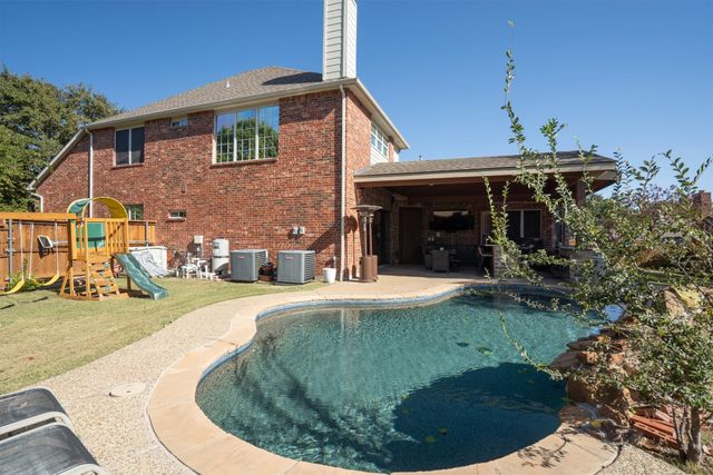 2325 Heather Ridge Drive, Flower Mound, TX 75028