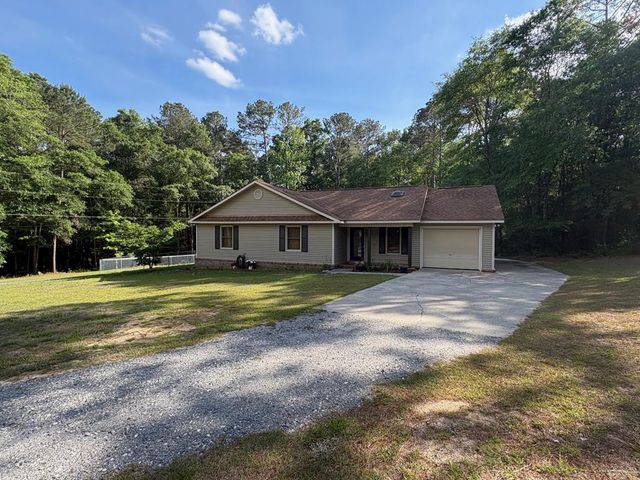 235 Squirrel, Newton, AL 36352