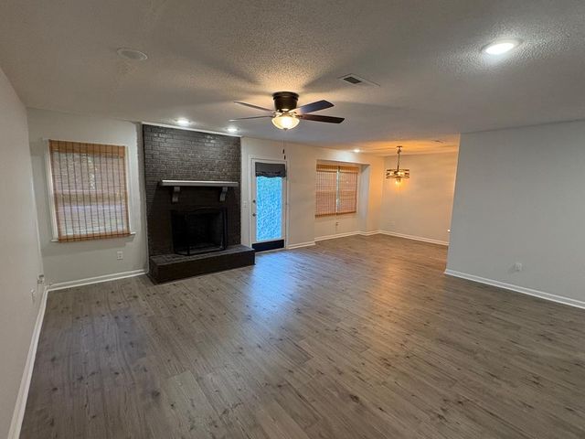 235 Squirrel, Newton, AL 36352