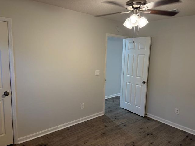 235 Squirrel, Newton, AL 36352