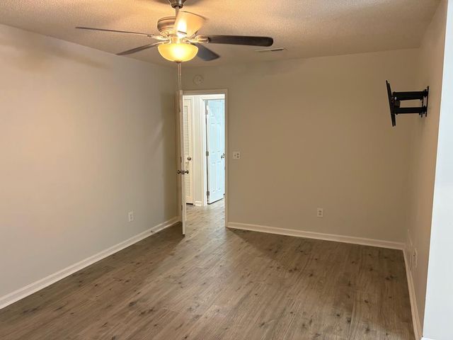 235 Squirrel, Newton, AL 36352