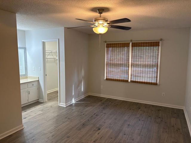 235 Squirrel, Newton, AL 36352