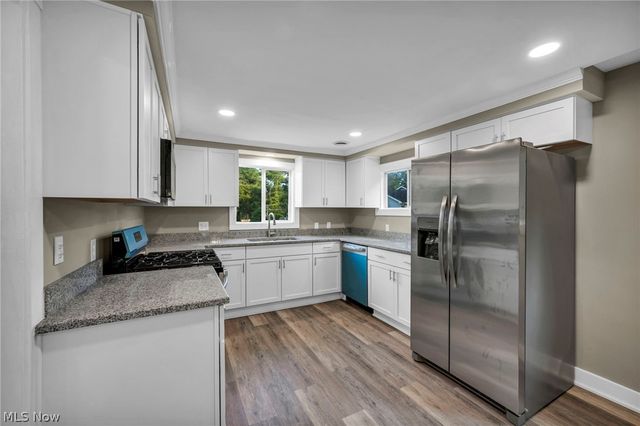 7655 Walnut Drive, Chippewa Lake, OH 44215