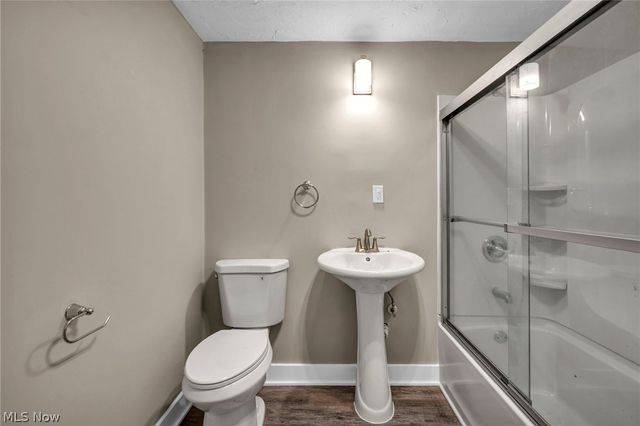 7655 Walnut Drive, Chippewa Lake, OH 44215