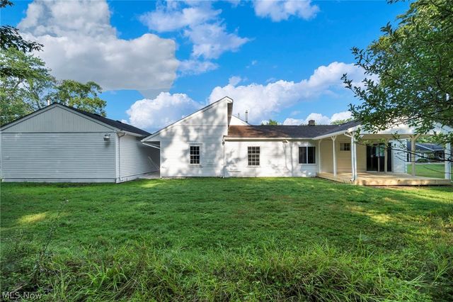 7655 Walnut Drive, Chippewa Lake, OH 44215