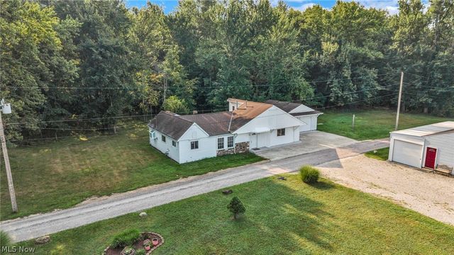 7655 Walnut Drive, Chippewa Lake, OH 44215